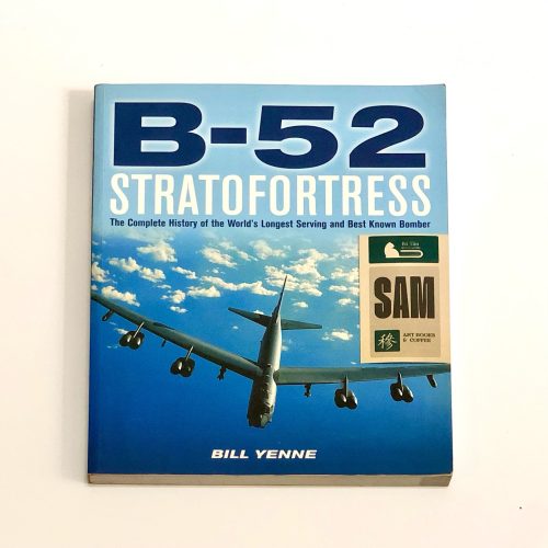 B-52 Stratofortress | Biểu Tượng Không Quân Mỹ Huyền Thoại - Sam Art Books